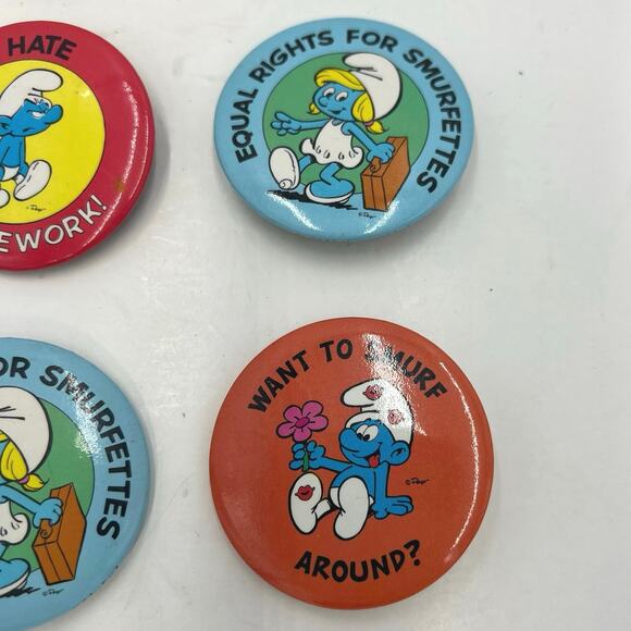 Vintage Smurfs Collectible Pinback 2” Buttons 1980’s Peyo- Lot of 7 - Picture 6 of 7